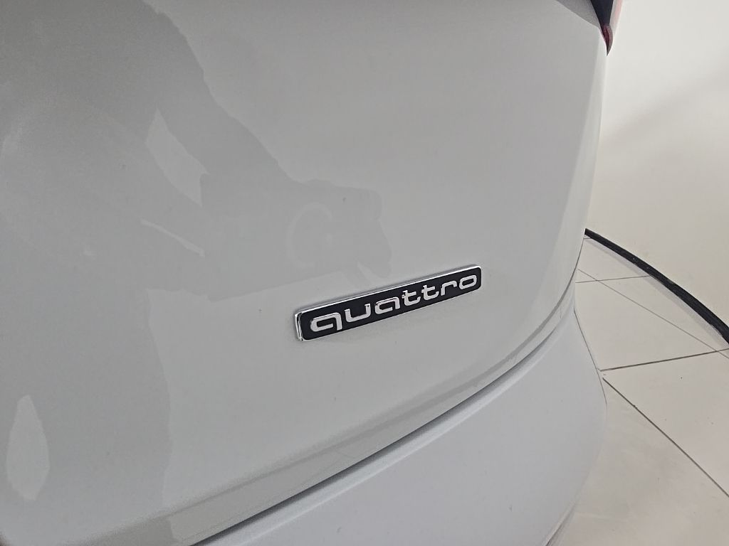 Thumbnail: 2024 Audi Q5 - 24