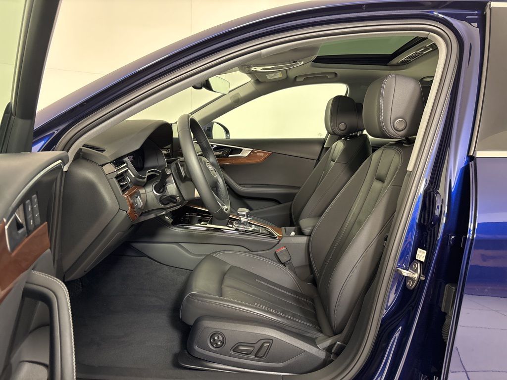 Thumbnail: 2022 Audi A4 - 11