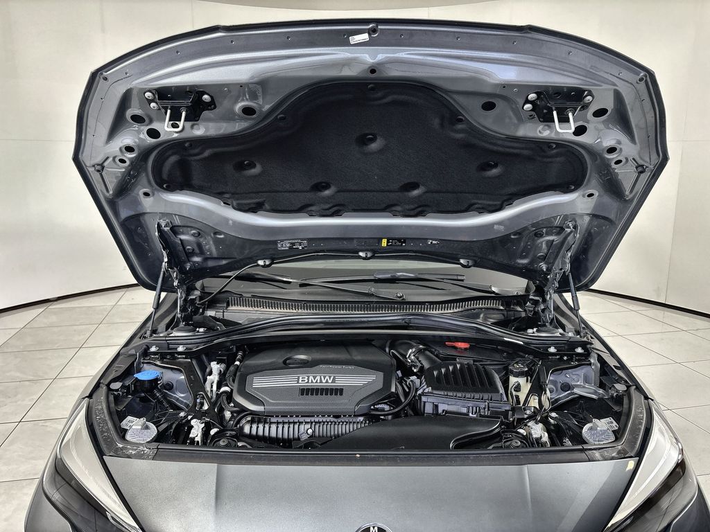 Thumbnail: 2024 BMW 2 Series - 6