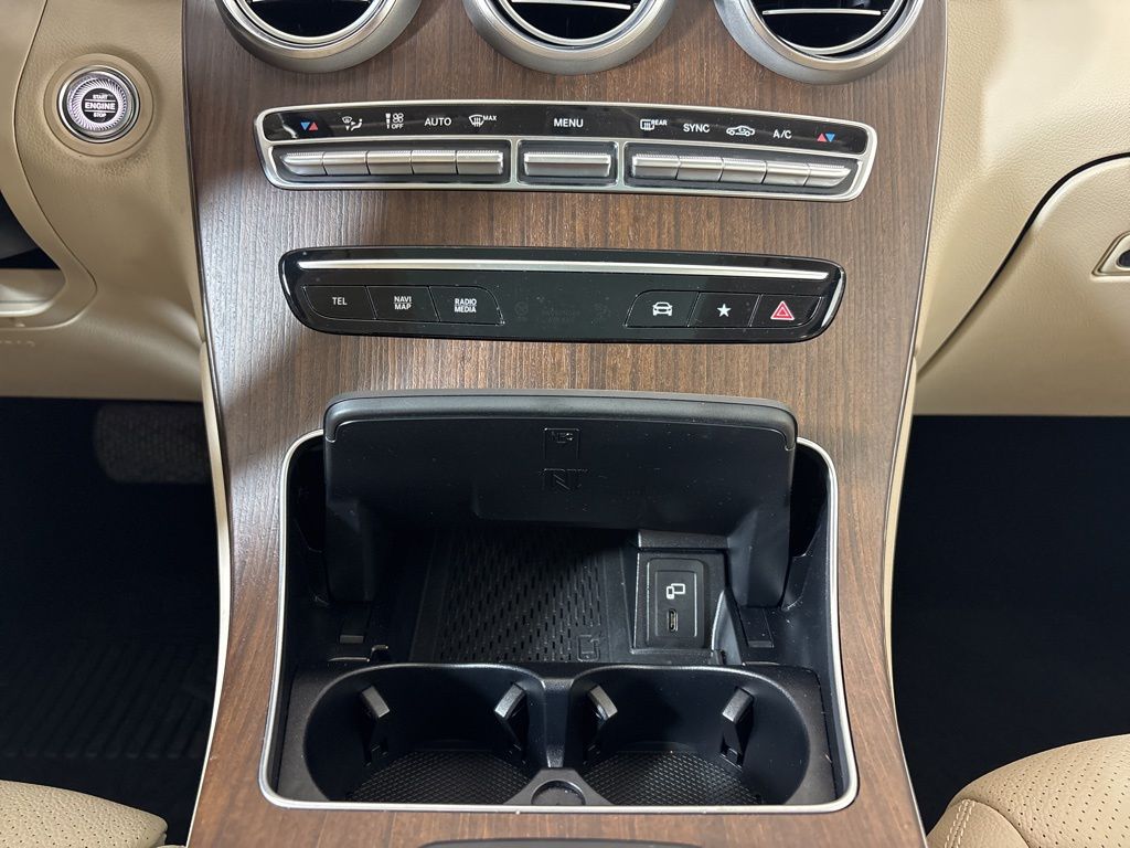 Thumbnail: 2020 Mercedes-Benz GLC - 29