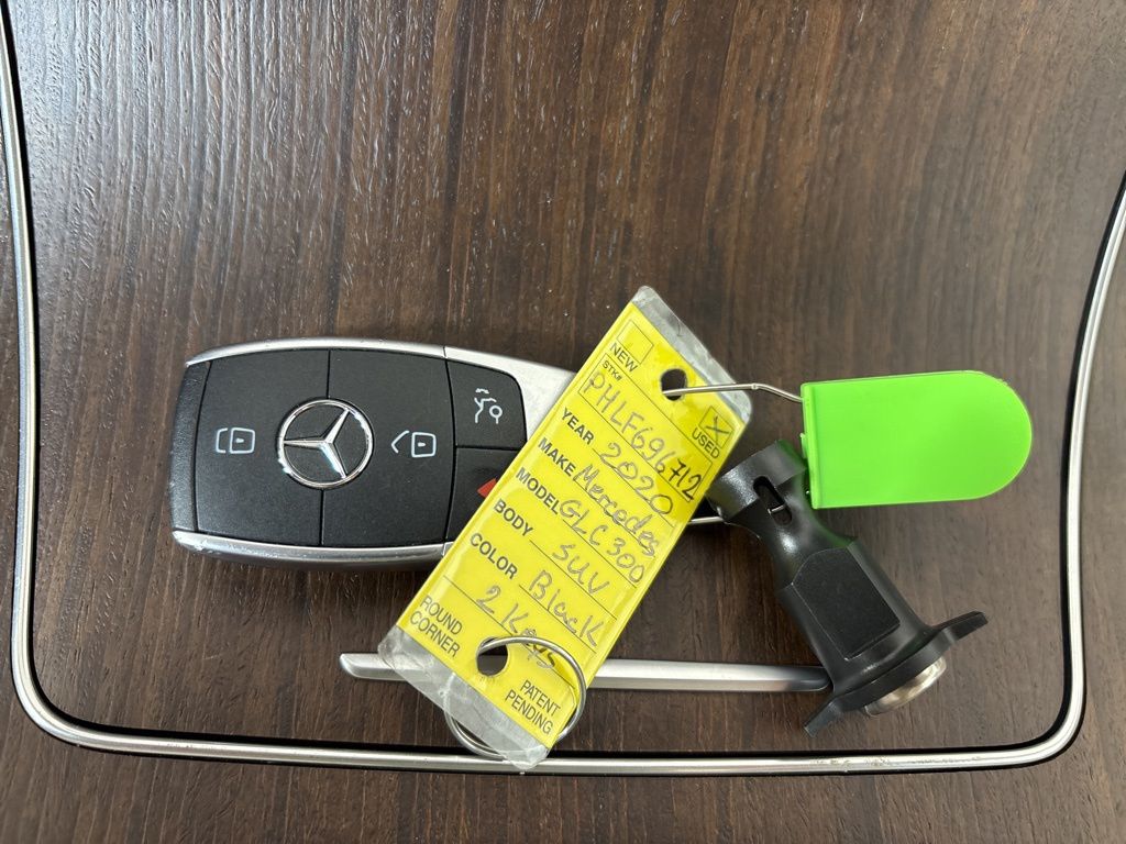 Thumbnail: 2020 Mercedes-Benz GLC - 19