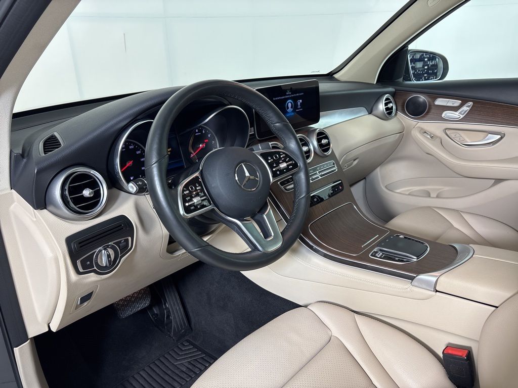 Thumbnail: 2020 Mercedes-Benz GLC - 9