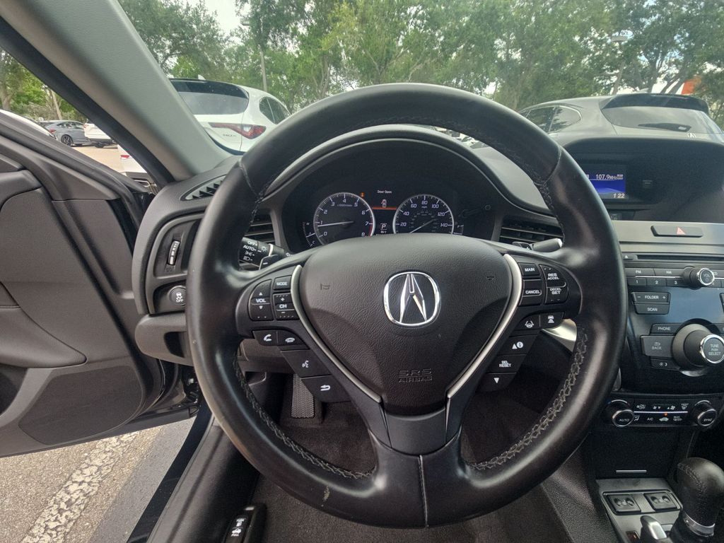Thumbnail: 2020 Acura ILX - 13