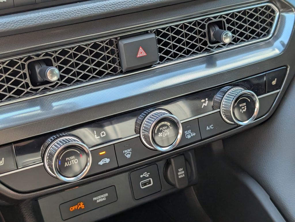 Thumbnail: 2025 Acura Integra - 20