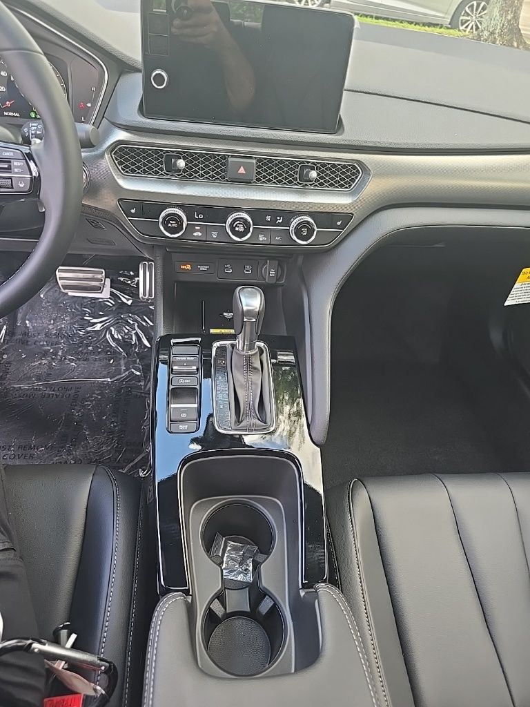 Thumbnail: 2026 Acura Integra - 10