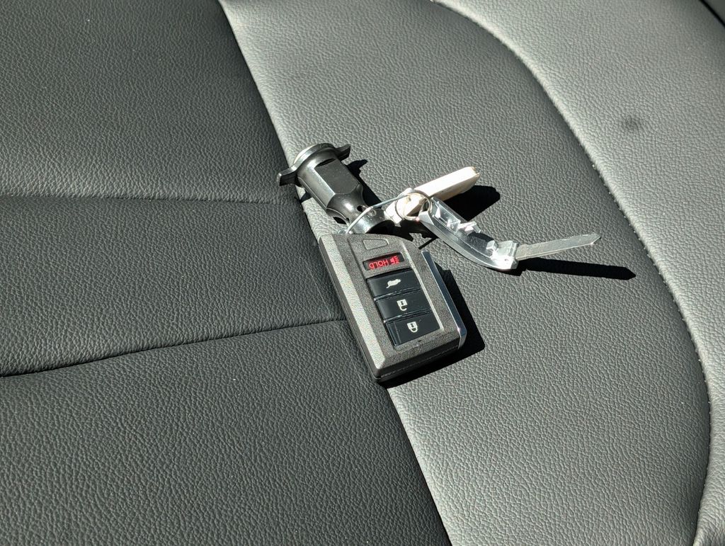 Thumbnail: 2025 Acura Integra - 15