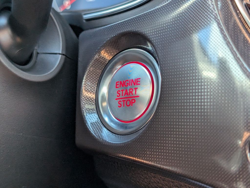 Thumbnail: 2025 Acura Integra - 22