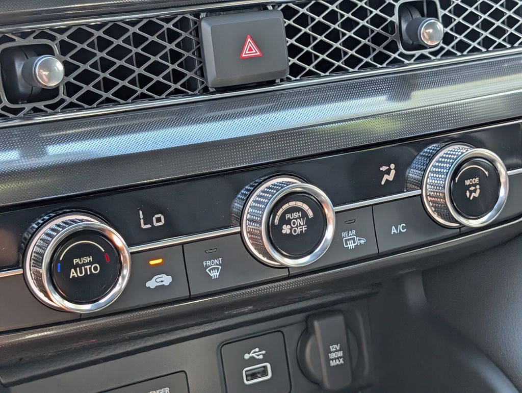 Thumbnail: 2025 Acura Integra - 21