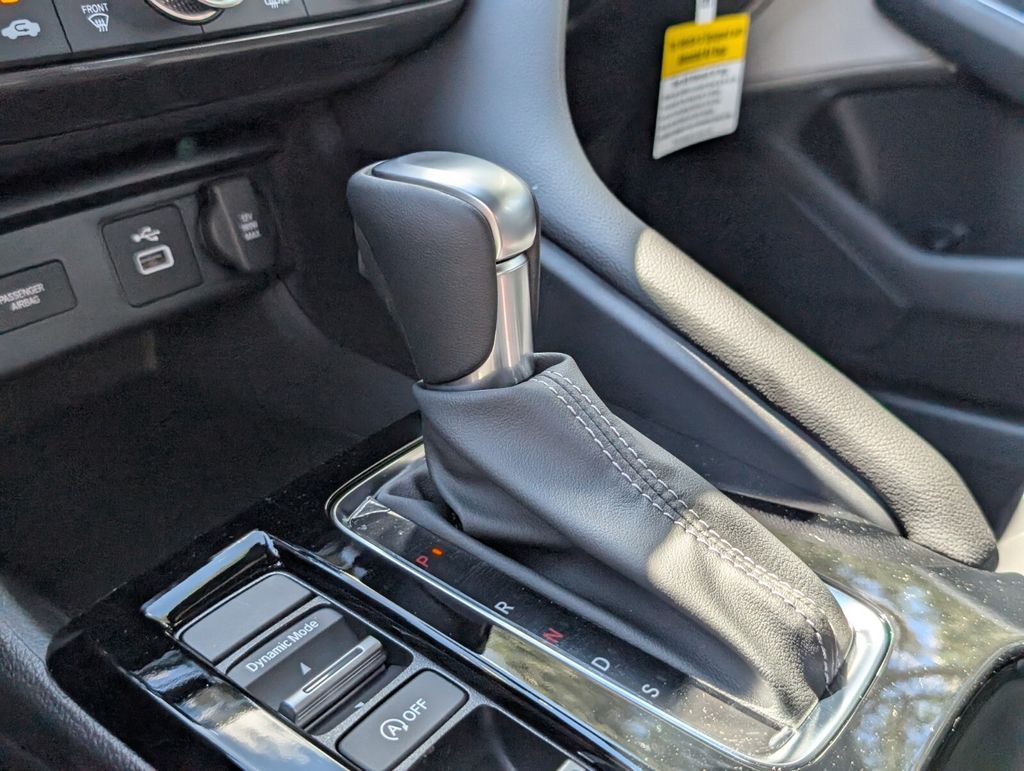 Thumbnail: 2025 Acura Integra - 13