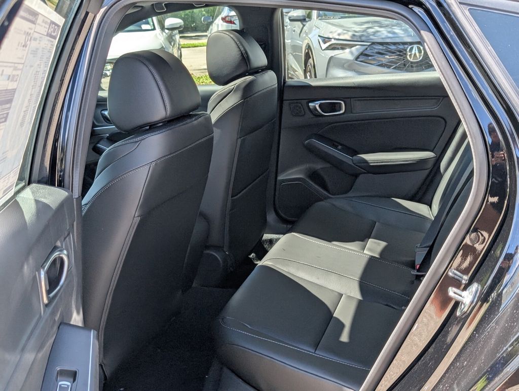 Thumbnail: 2025 Acura Integra - 12