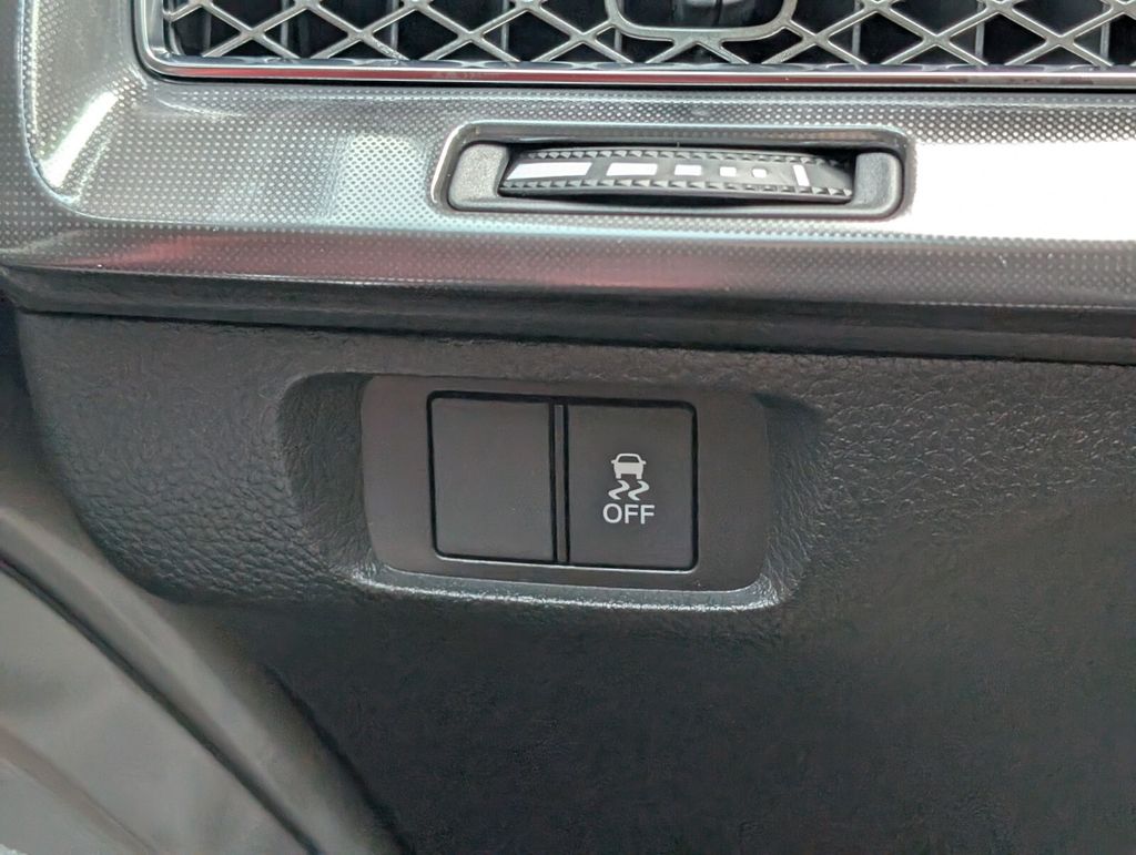 Thumbnail: 2025 Acura Integra - 25