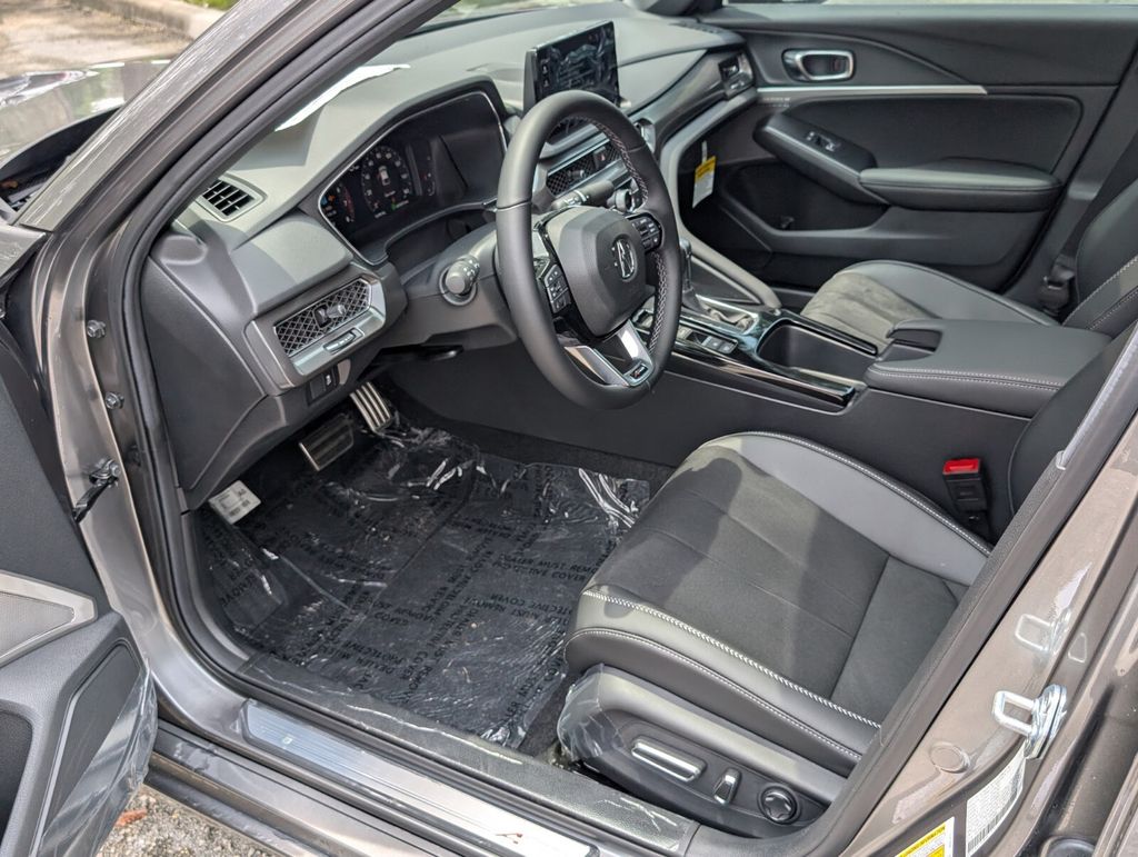 Thumbnail: 2025 Acura Integra - 8