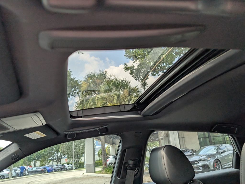 Thumbnail: 2025 Acura Integra - 15