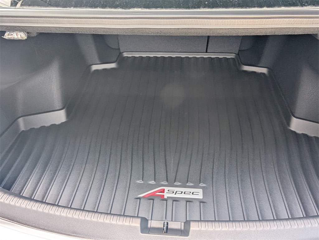 Thumbnail: 2025 Acura TLX - 15