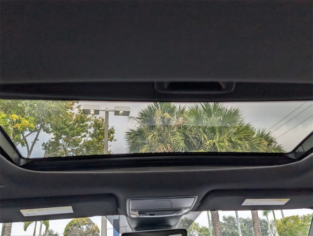 Thumbnail: 2025 Acura TLX - 20