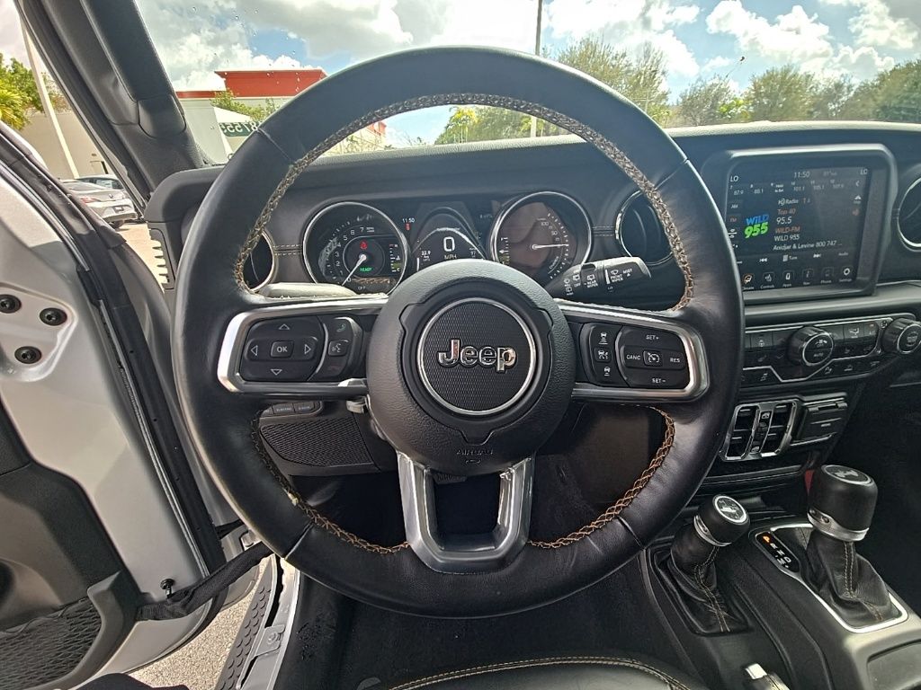 Thumbnail: 2022 Jeep Wrangler - 10