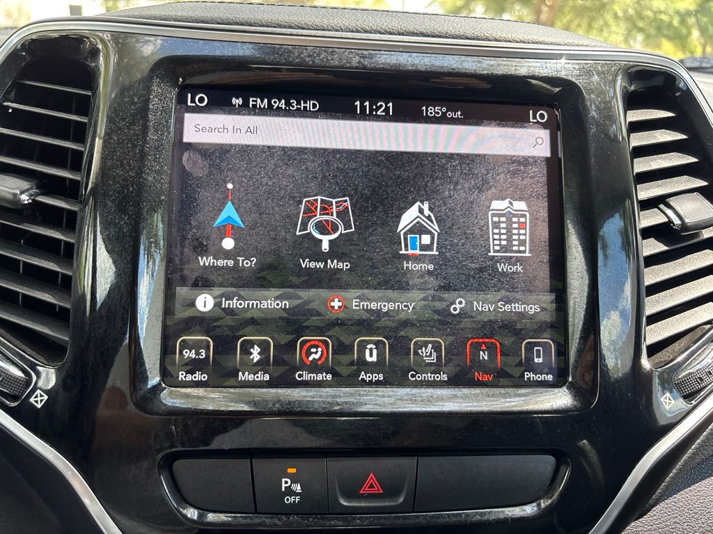 Thumbnail: 2019 Jeep Cherokee - 31
