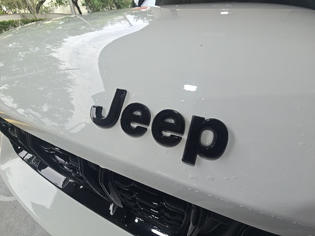 Thumbnail: 2023 Jeep Grand Cherokee - 37