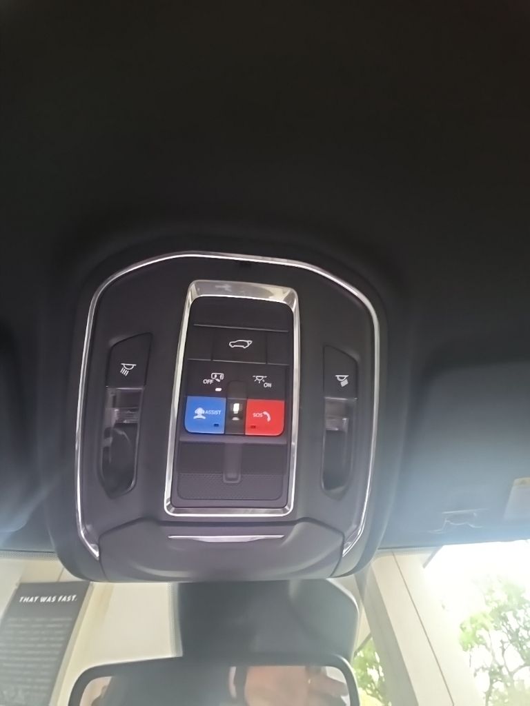 Thumbnail: 2023 Jeep Grand Cherokee - 30