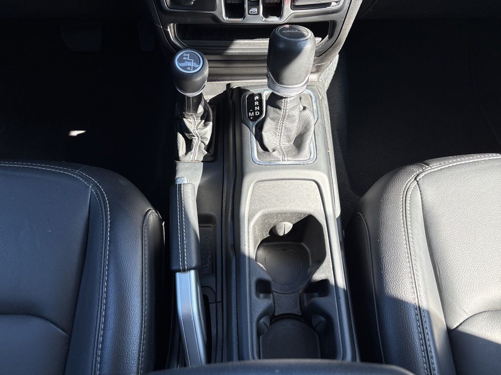 Thumbnail: 2021 Jeep Gladiator - 13