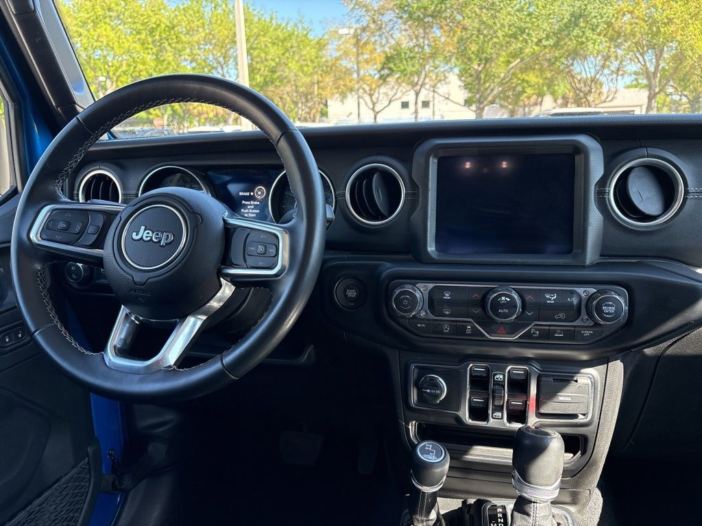 Thumbnail: 2021 Jeep Gladiator - 26