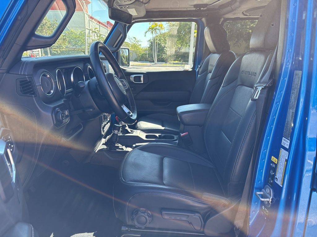 Thumbnail: 2021 Jeep Gladiator - 8