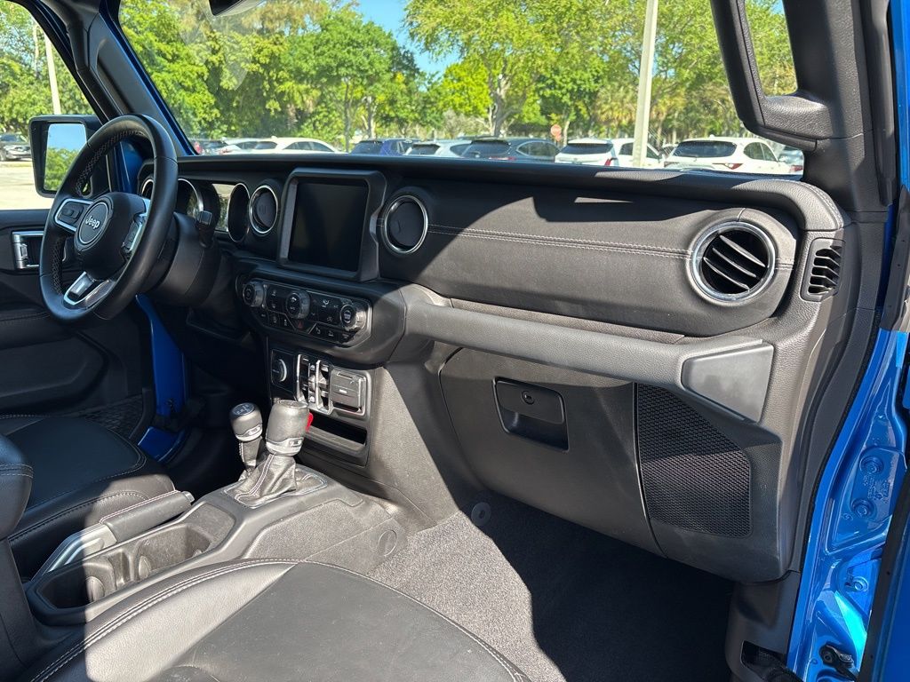 Thumbnail: 2021 Jeep Gladiator - 7