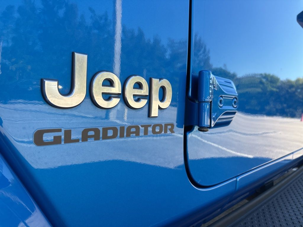 Thumbnail: 2021 Jeep Gladiator - 5
