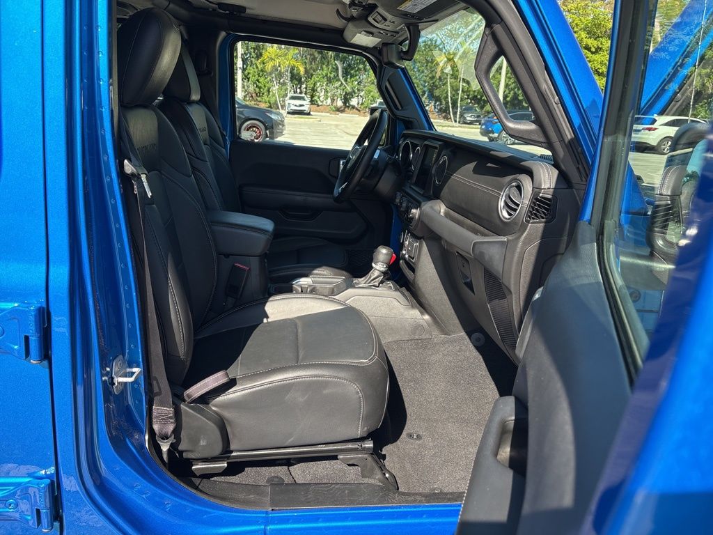 Thumbnail: 2021 Jeep Gladiator - 9