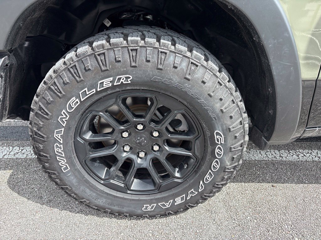 Thumbnail: 2026 RAM 1500 - 7