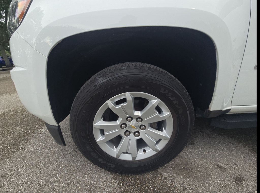 Thumbnail: 2019 Chevrolet Colorado - 6