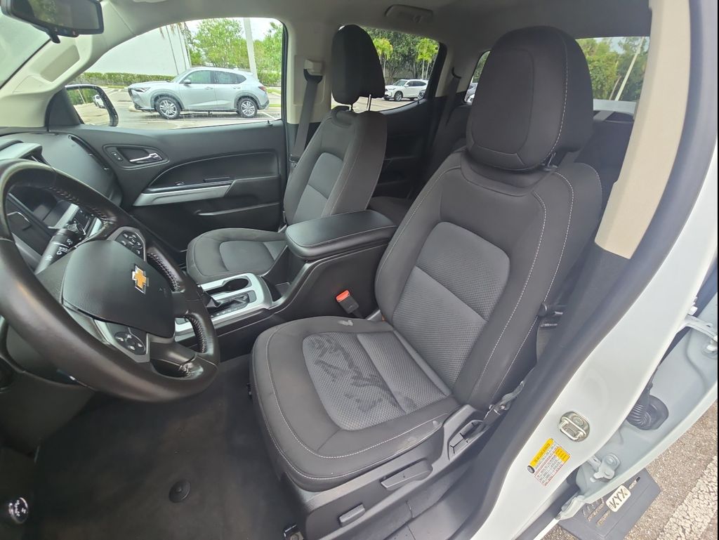 Thumbnail: 2019 Chevrolet Colorado - 8