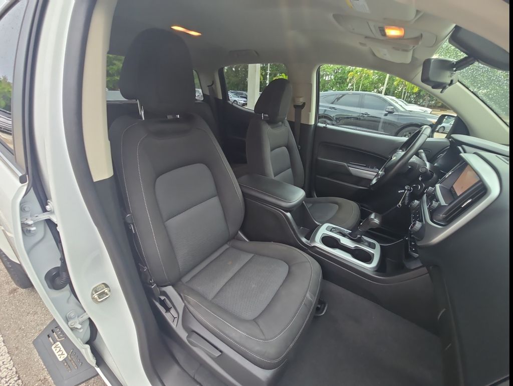 Thumbnail: 2019 Chevrolet Colorado - 9