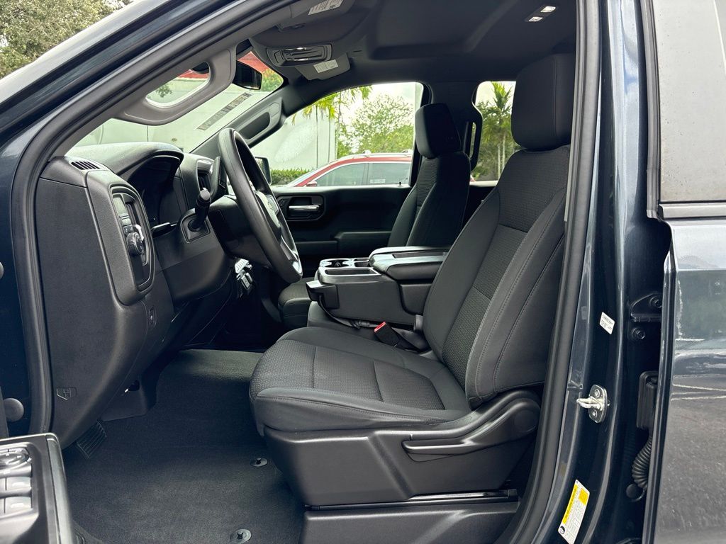 Thumbnail: 2020 Chevrolet Silverado 1500 - 11