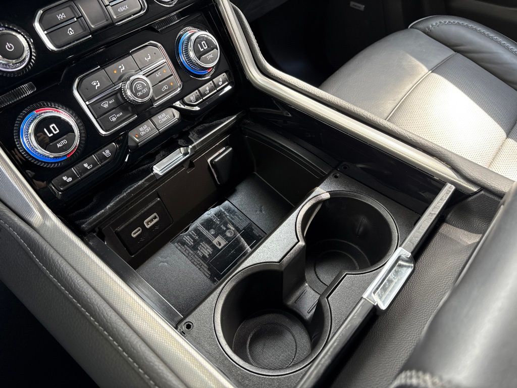 Thumbnail: 2023 GMC Yukon - 37