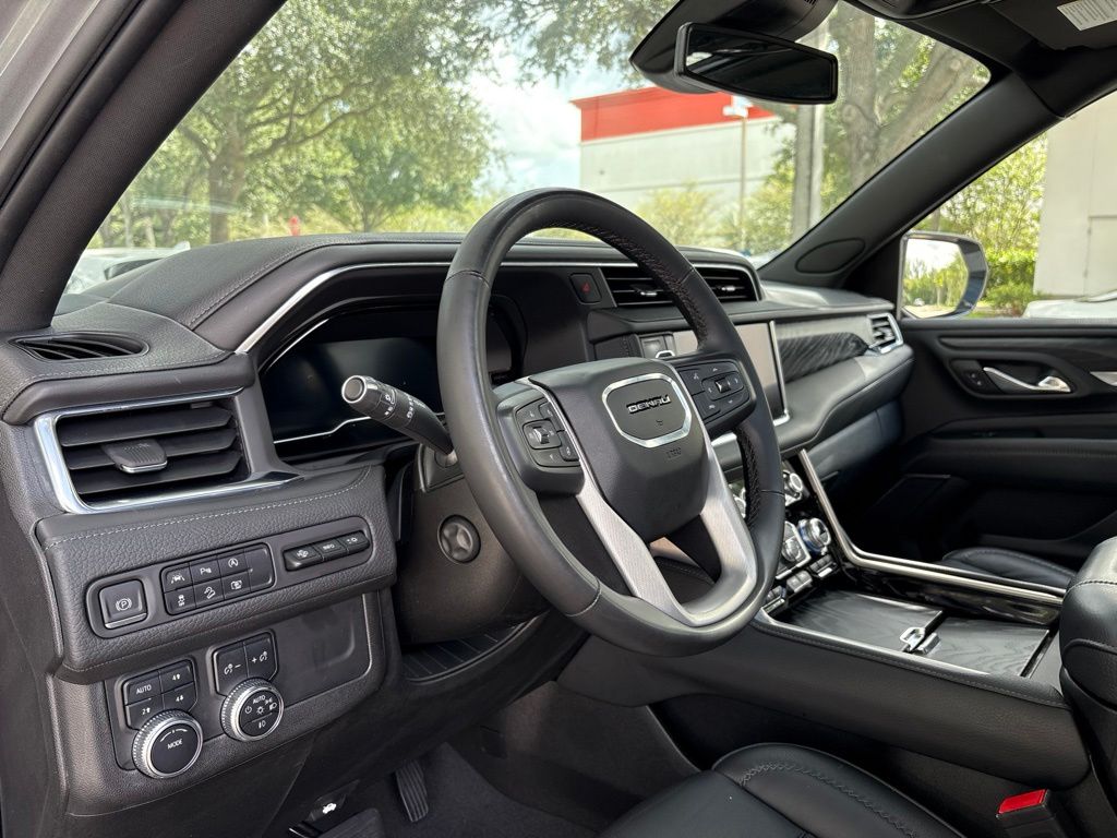 Thumbnail: 2023 GMC Yukon - 8