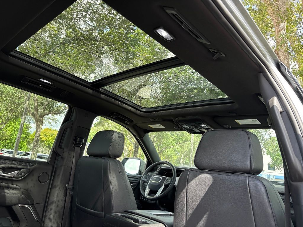 Thumbnail: 2023 GMC Yukon - 24