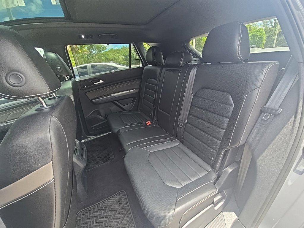Thumbnail: 2021 Volkswagen Atlas - 33