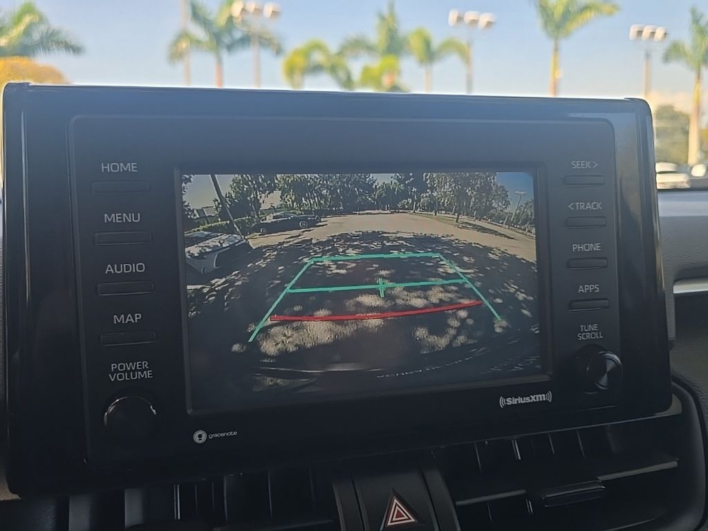 Thumbnail: 2020 Toyota RAV4 - 29