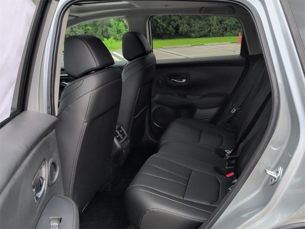 Thumbnail: 2025 Acura ADX - 10