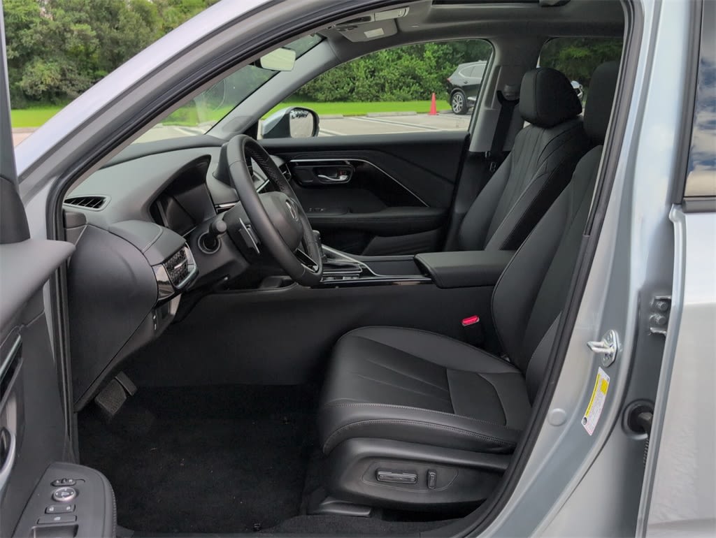 Thumbnail: 2025 Acura ADX - 8