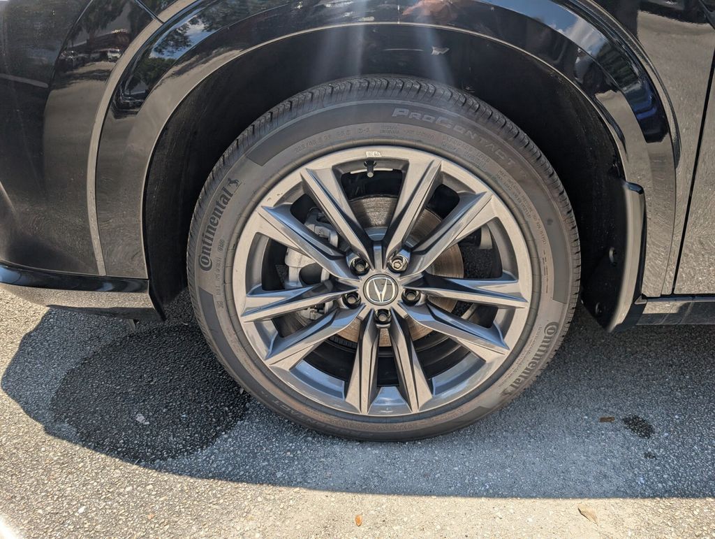 Thumbnail: 2025 Acura ADX - 7