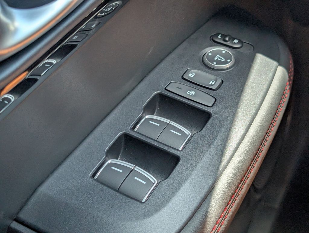 Thumbnail: 2025 Acura ADX - 21