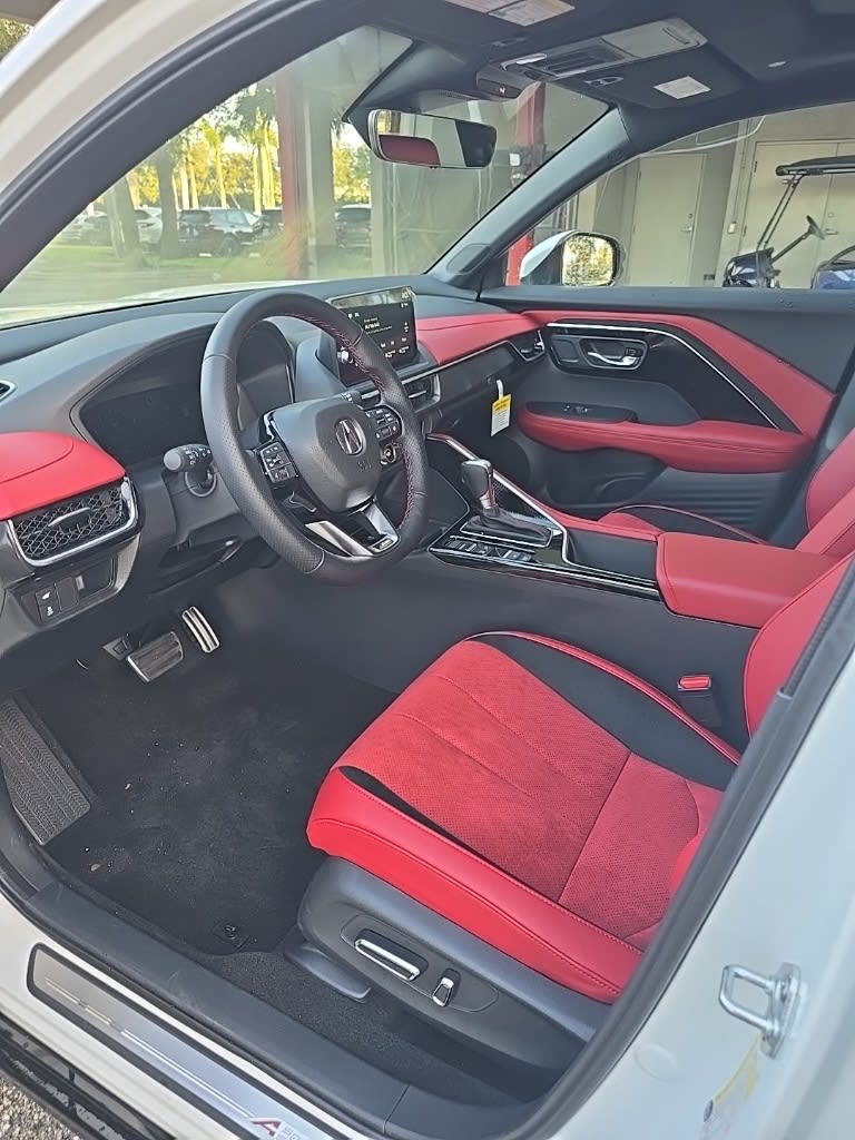 Thumbnail: 2025 Acura ADX - 8