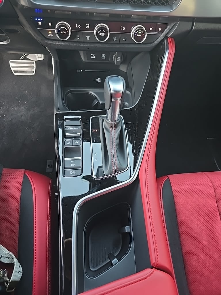 Thumbnail: 2025 Acura ADX - 11