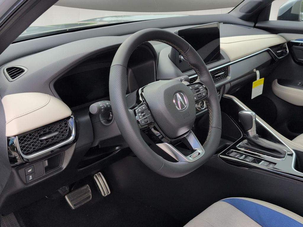 Thumbnail: 2025 Acura ADX - 2