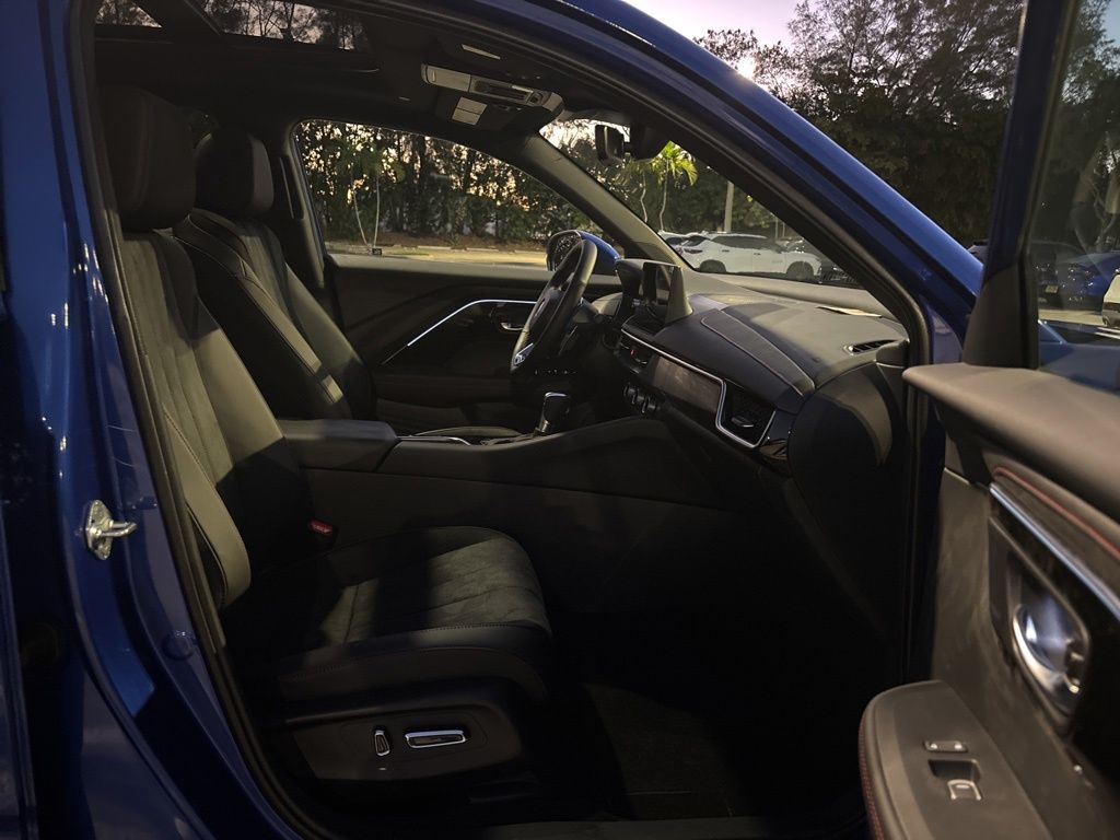 Thumbnail: 2025 Acura ADX - 11