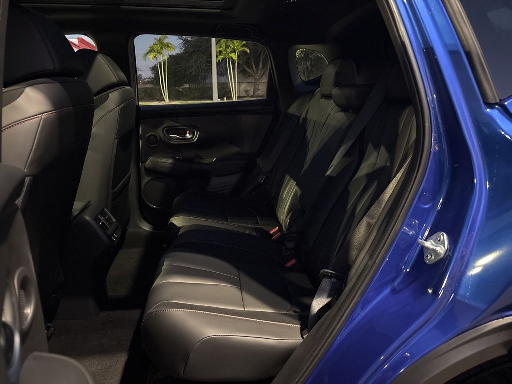 Thumbnail: 2025 Acura ADX - 12