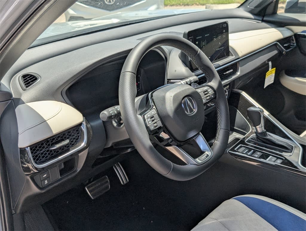 Thumbnail: 2025 Acura ADX - 2