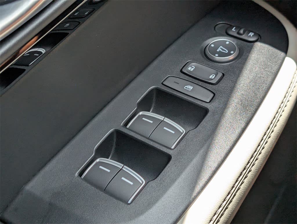 Thumbnail: 2025 Acura ADX - 21